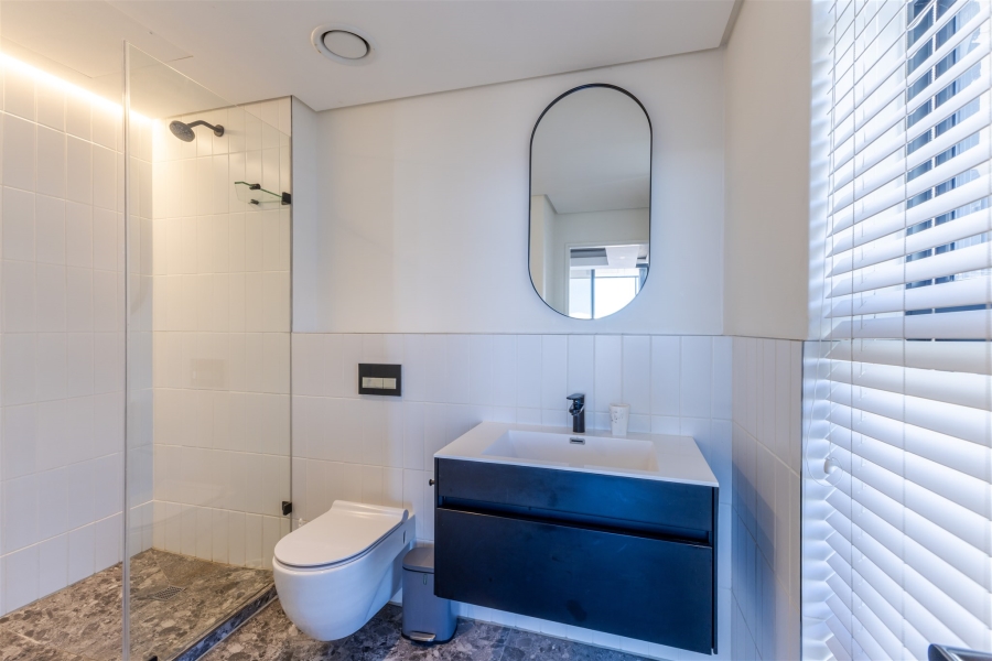 To Let 2 Bedroom Property for Rent in Sea Point Western Cape